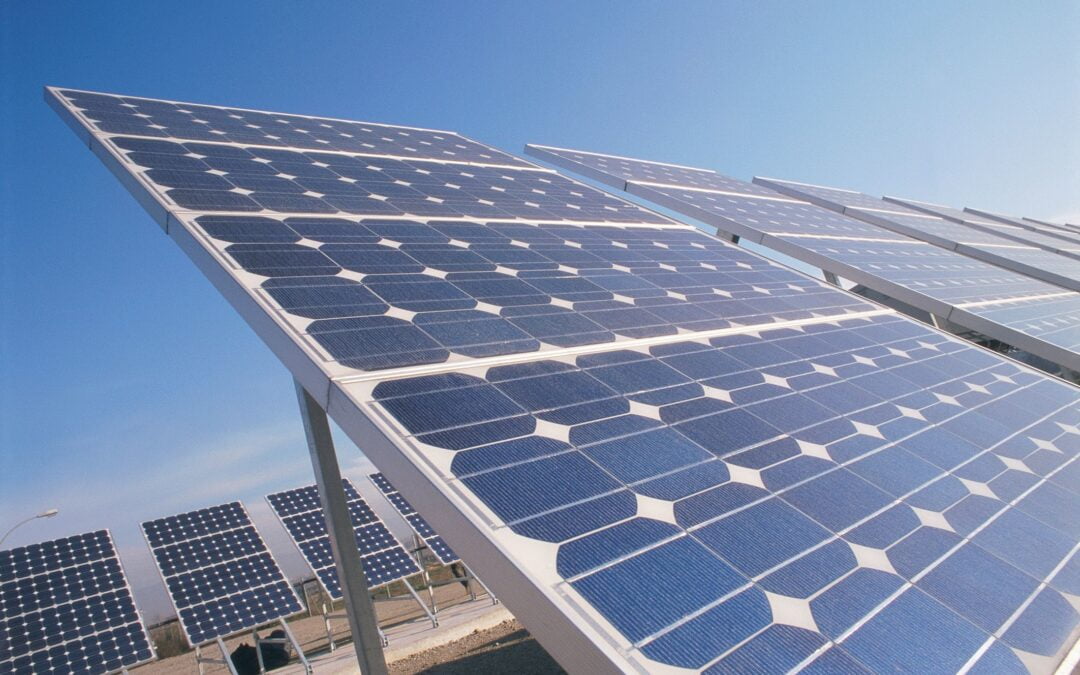 Energia solar em 2023 vale a pena! Te ajudamos como!