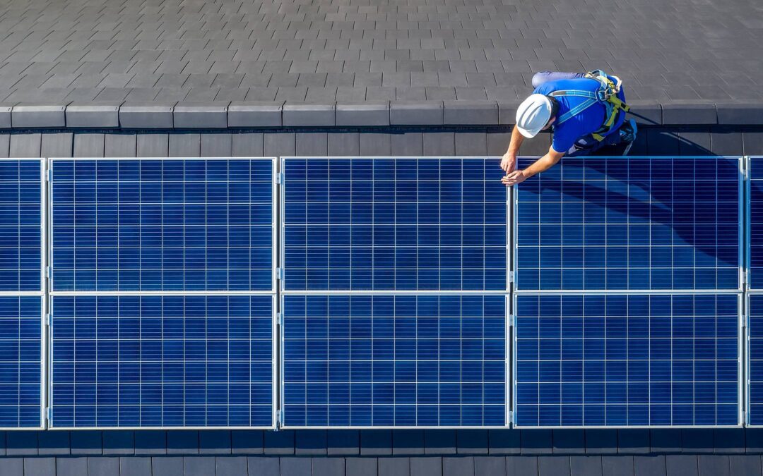 Manutenção do painel solar e do sistema fotovoltaico: como fazer de forma correta