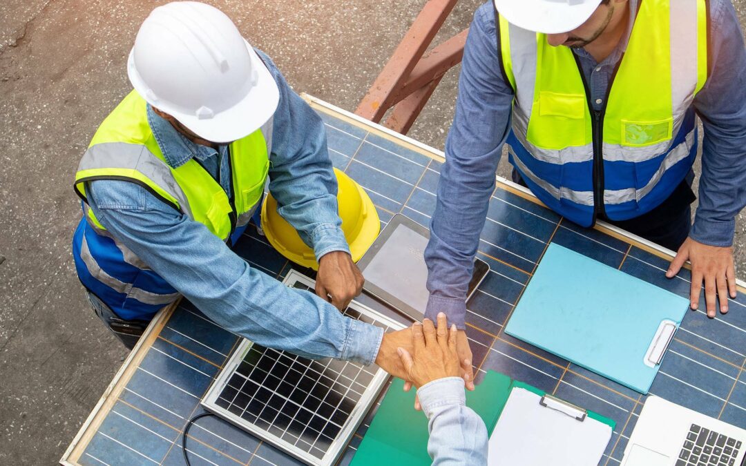 Como funcionam as cooperativas de energia solar? Confira