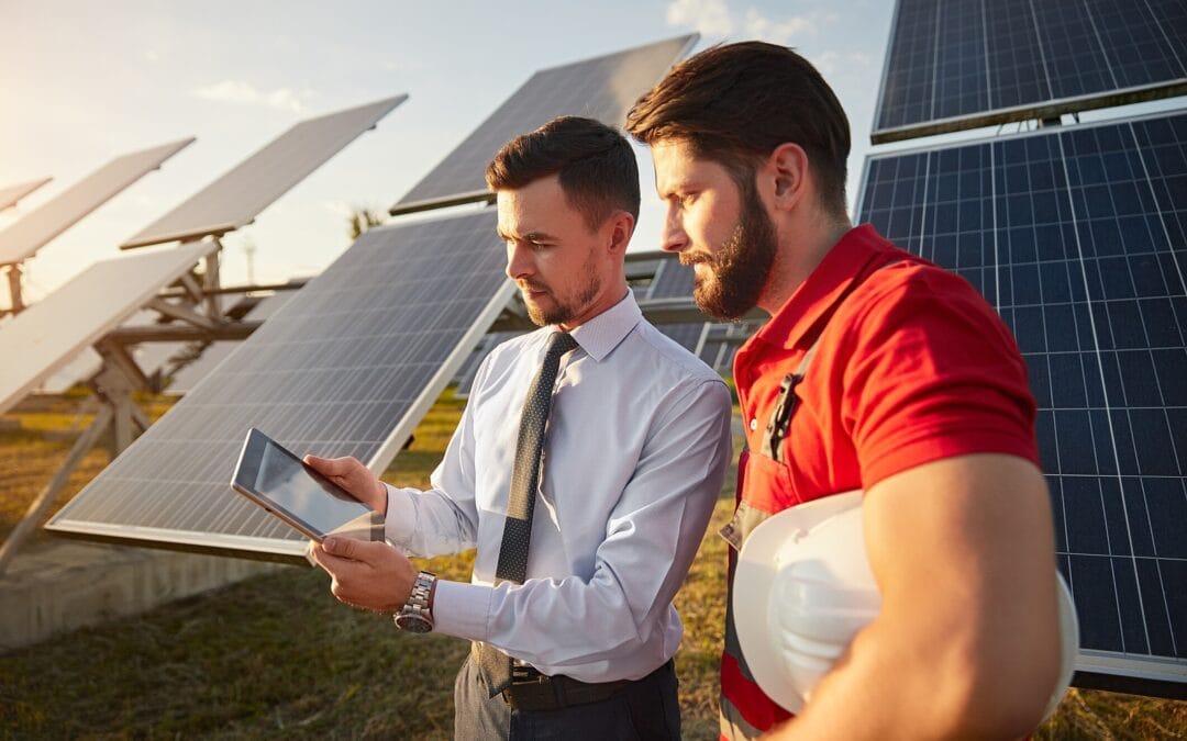 Ser integrador solar ou ter uma franquia? Entenda a melhor opção