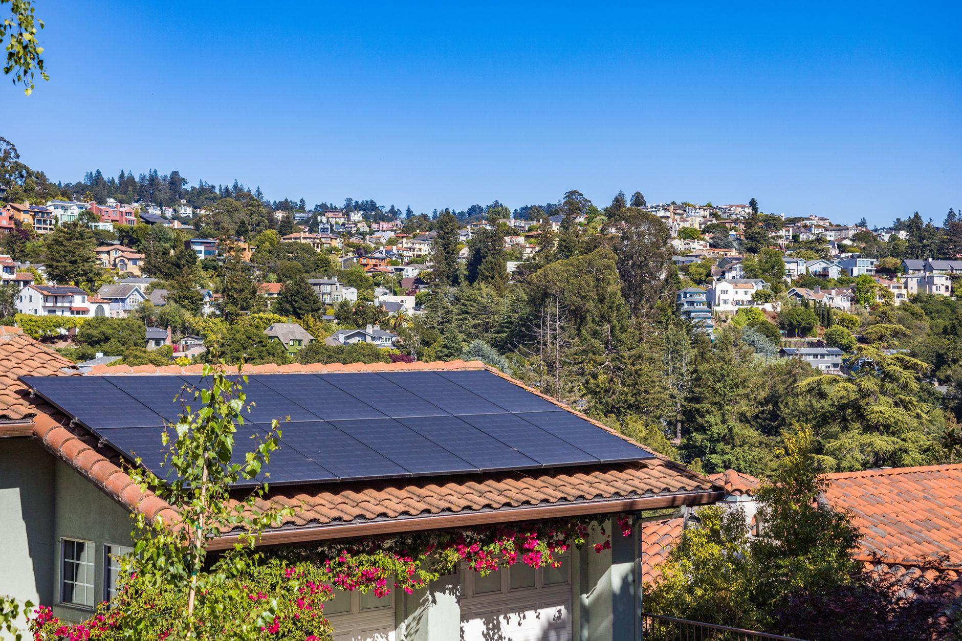 Quantas Baterias Preciso para Minha Casa Solar? Como calcular
